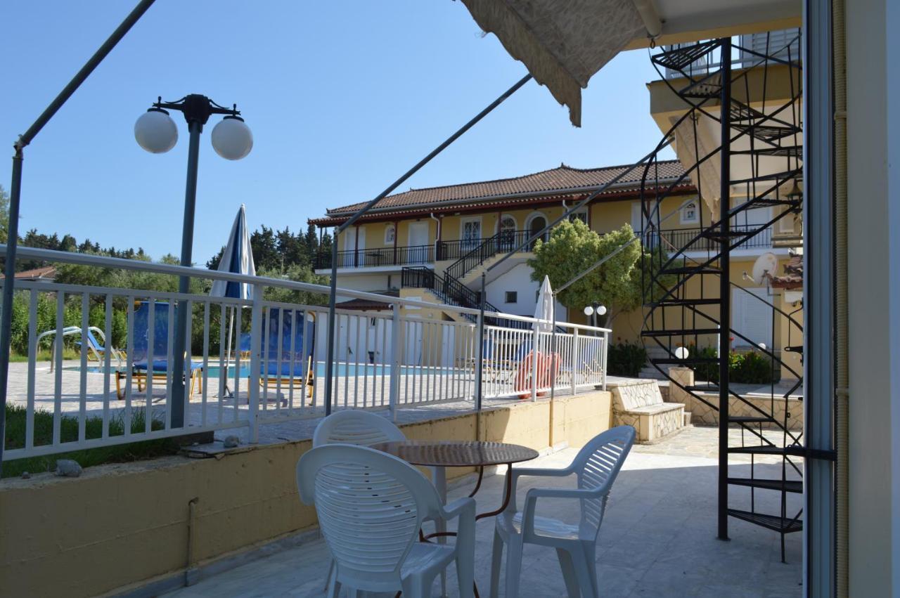 Panagiotis I & II Stds And Apts 蒂锡利维 外观 照片