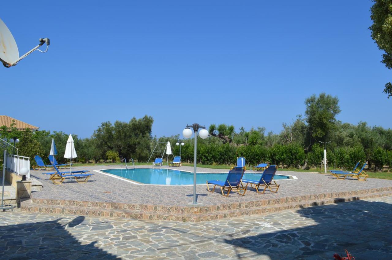 Panagiotis I & II Stds And Apts 蒂锡利维 外观 照片
