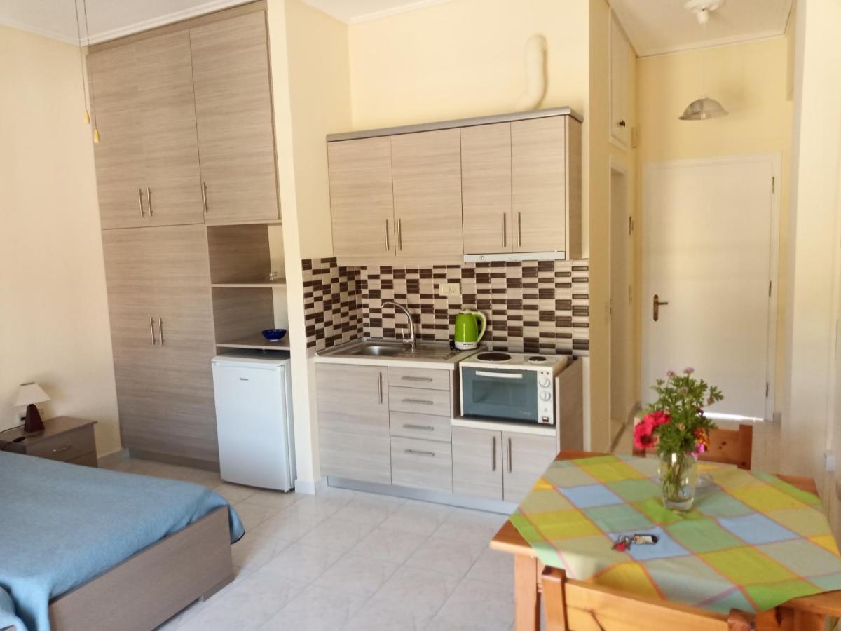Panagiotis I & II Stds And Apts 蒂锡利维 外观 照片