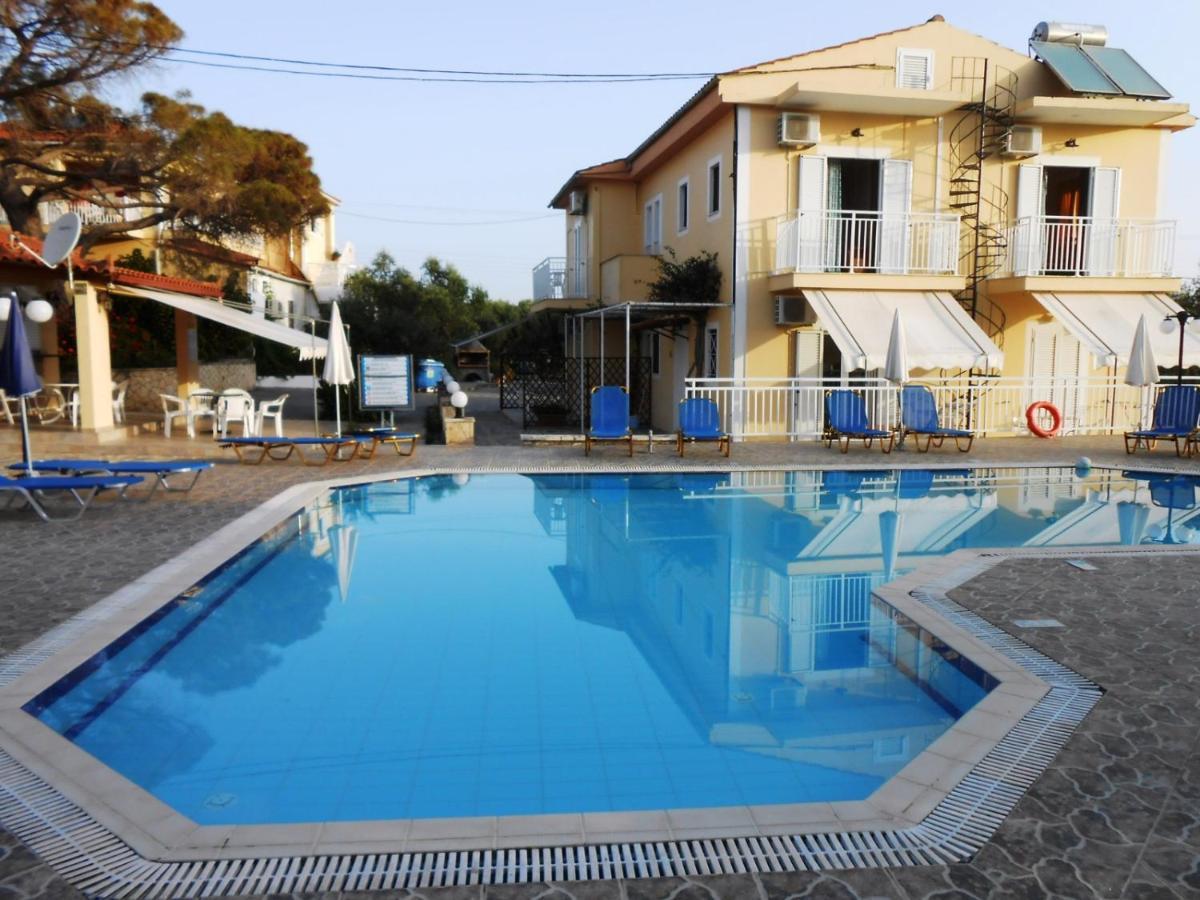 Panagiotis I & II Stds And Apts 蒂锡利维 外观 照片